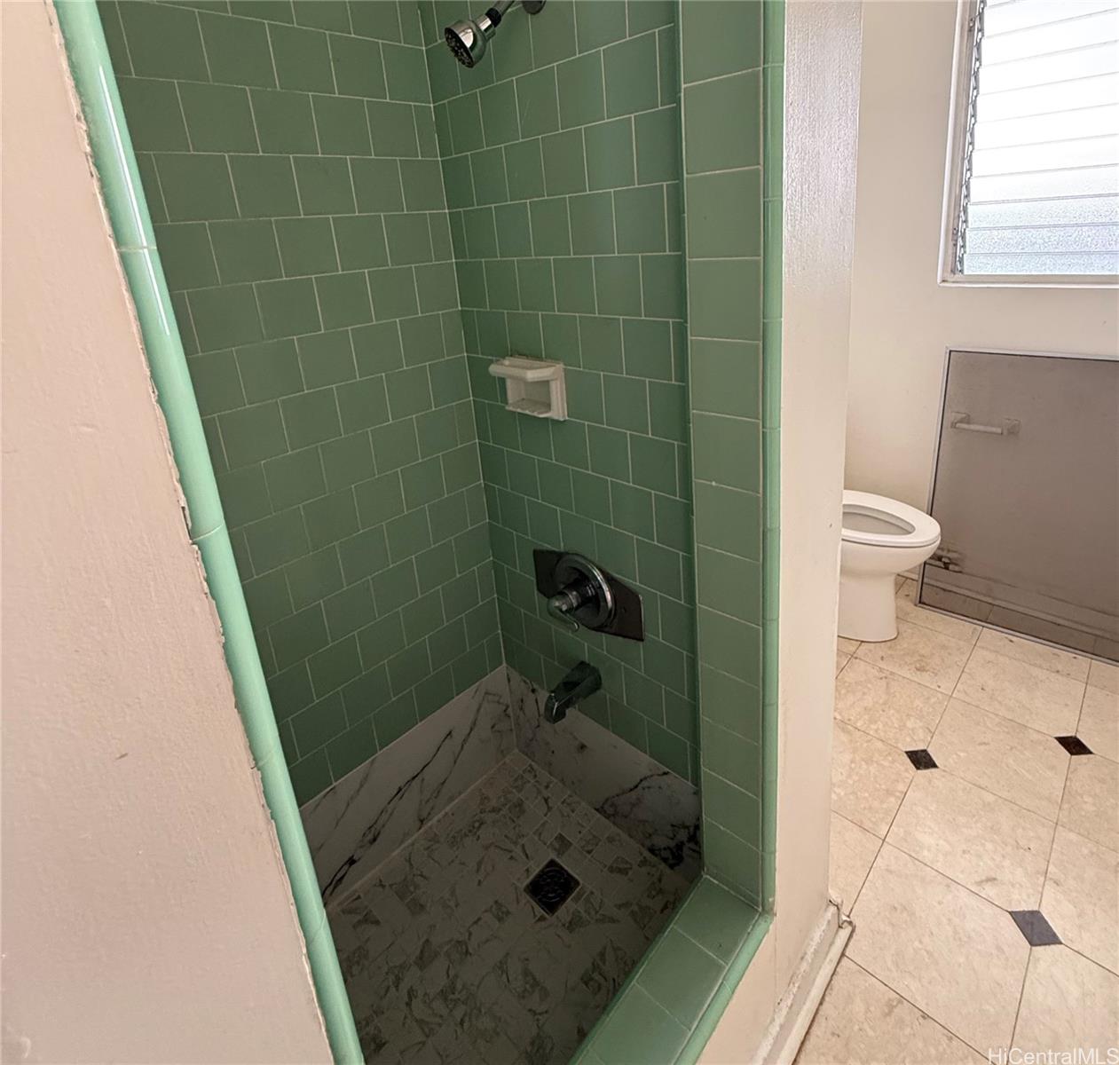 809 Kinau Street Honolulu, HI 96813 - Photo 5 of 9