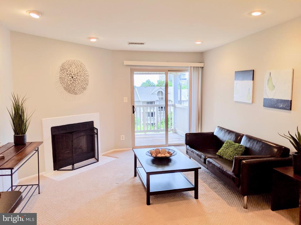 1725 Ascot Way, Unit K Reston, VA 20190 - Photo 2 of 21 new Carpet Installed 5/13/19