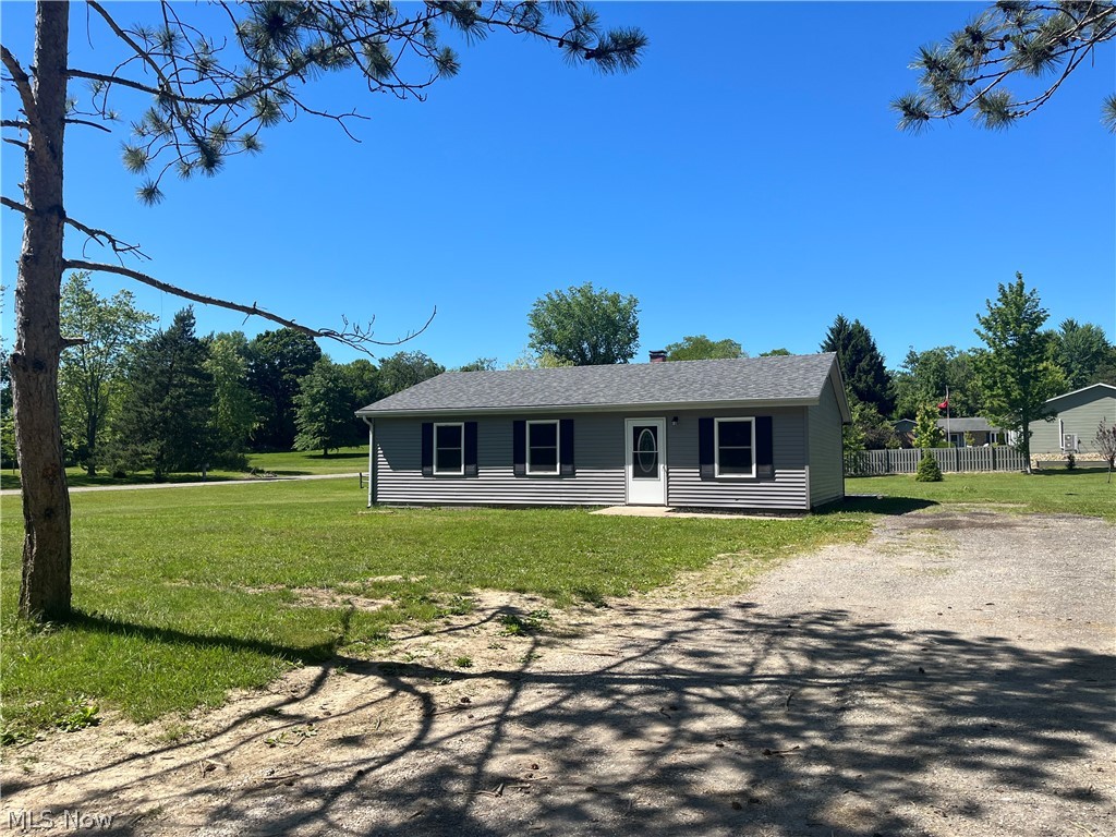 2655 Pine Ridge Drive Ashtabula, OH 44004 - Photo 1 of 15