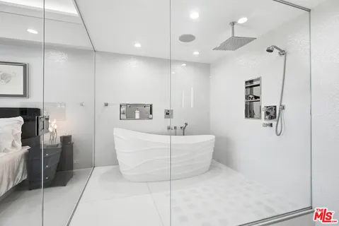 $950,000 | 10501 Wilshire Boulevard, Unit 1007, Los Angeles, CA 90024