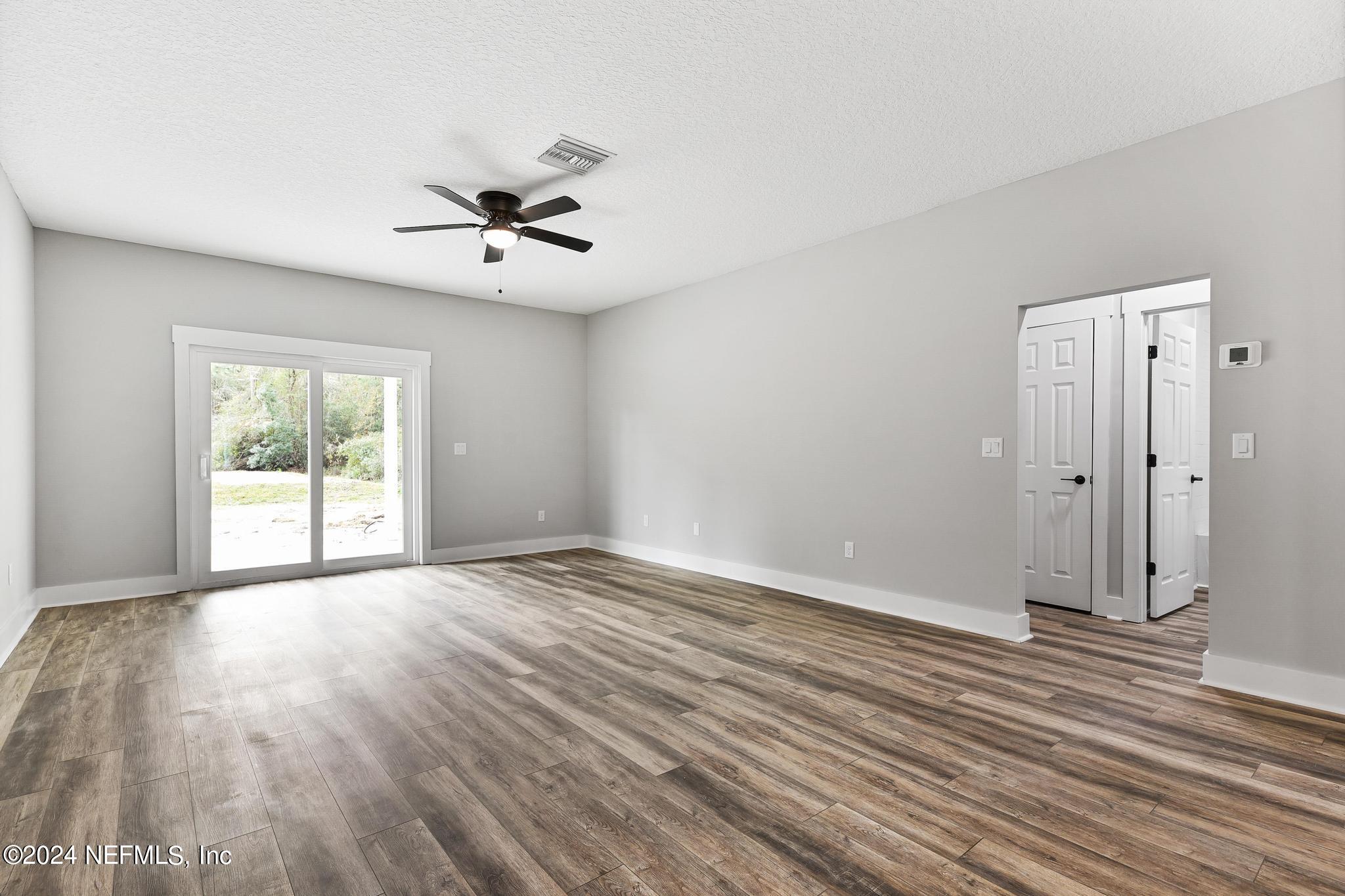 1370 Howard Road Jacksonville, FL 32218 - Photo 12 of 26 KG012624-07
