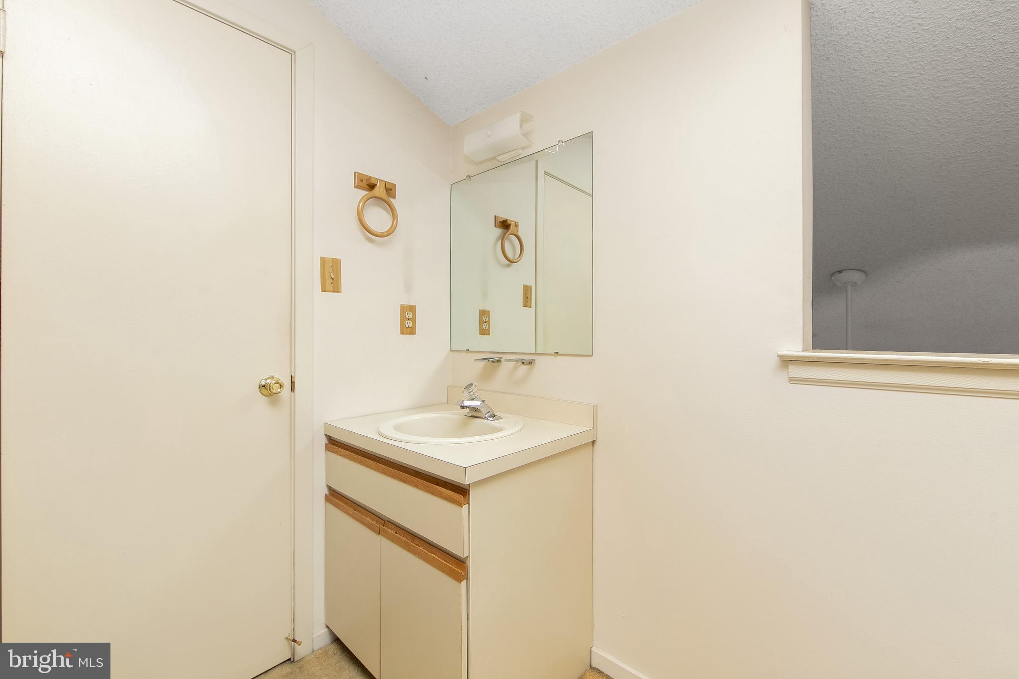 2104 Sandra Road Voorhees, NJ 08043 - Photo 21 of 33 Loft Bathroom