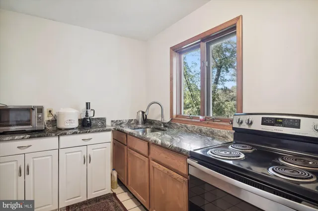 $999,000 | 1600 Gold Mine Road, Brookeville, MD 20833