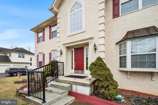 $749,900 | 6 Monarch Drive, Burlington, NJ 08016