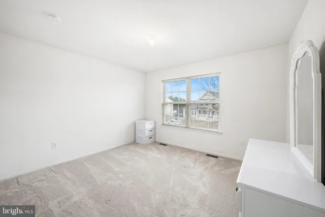 $749,900 | 6 Monarch Drive, Burlington, NJ 08016