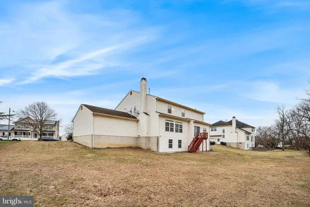 $749,900 | 6 Monarch Drive, Burlington, NJ 08016