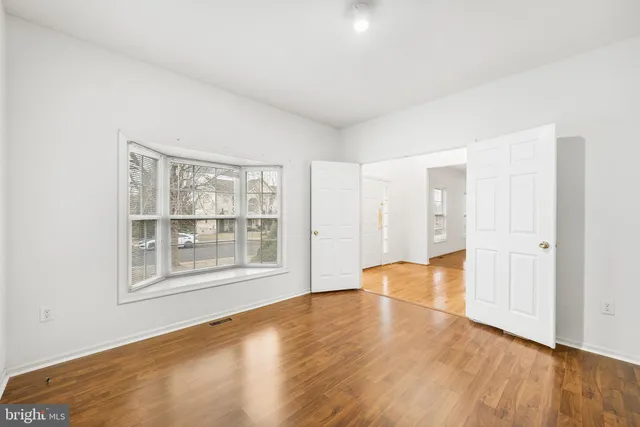 $749,900 | 6 Monarch Drive, Burlington, NJ 08016