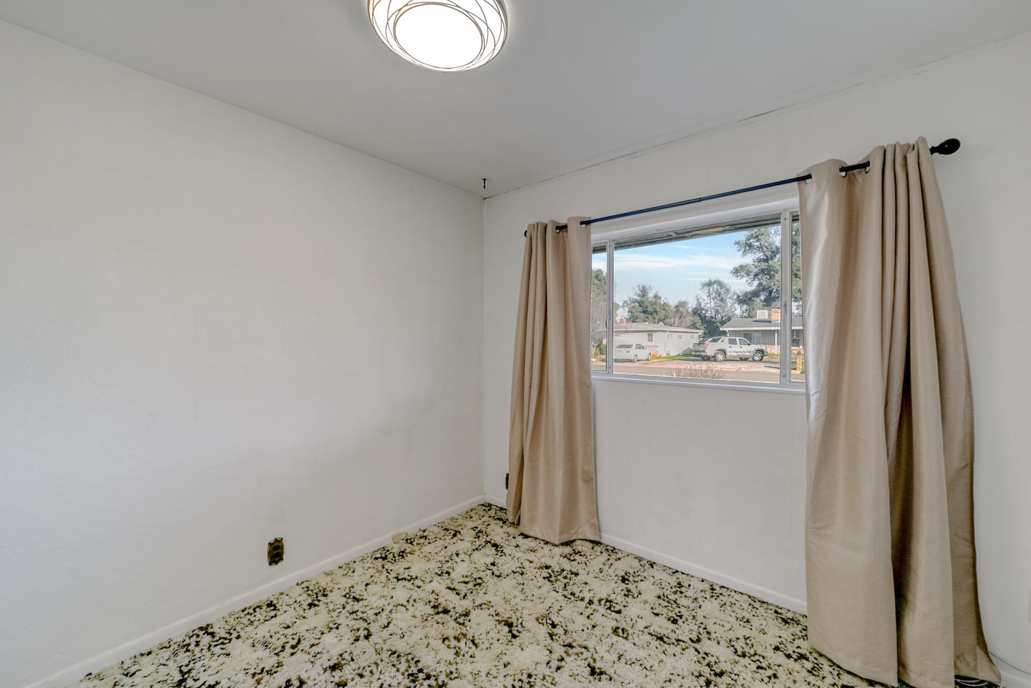3674 Ricardo Avenue Redding, CA 96002 - Photo 20 of 45 Br #3