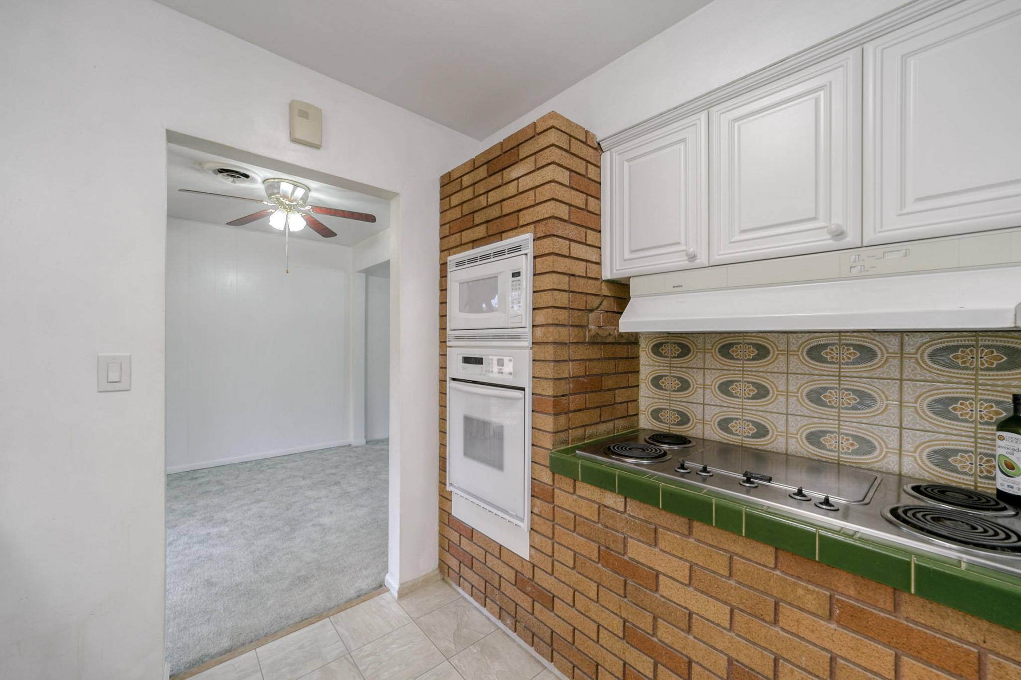 3674 Ricardo Avenue Redding, CA 96002 - Photo 8 of 45 31-web-or-mls-IMG_3895