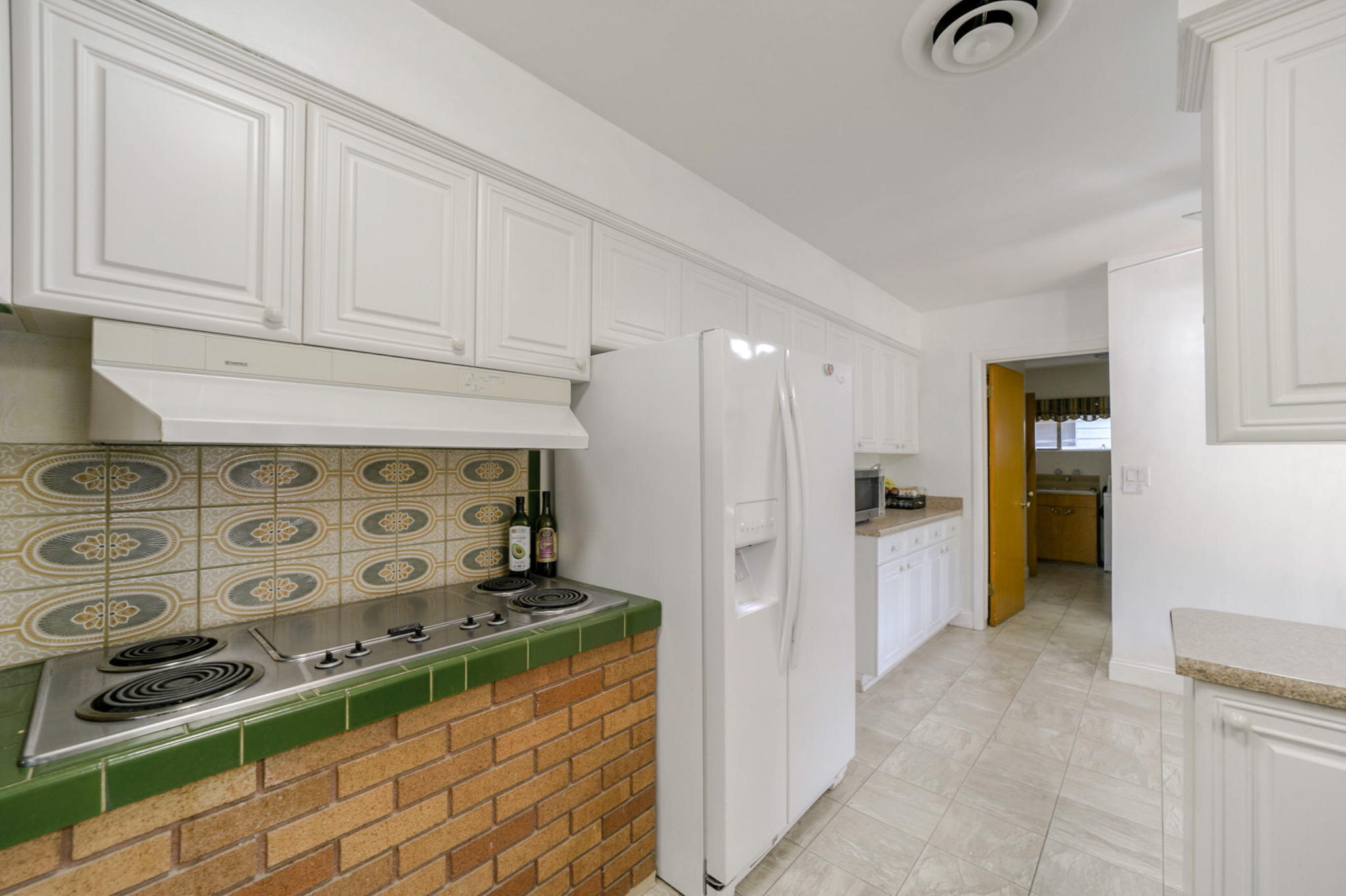 3674 Ricardo Avenue Redding, CA 96002 - Photo 9 of 45 30-web-or-mls-IMG_3889