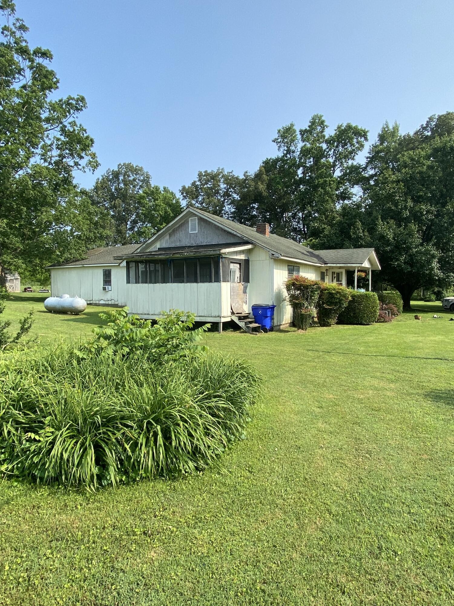 1554 Red Hill Valley Road Southeast Cleveland, TN 37323 - Photo 2 of 16 Gallery Image 2