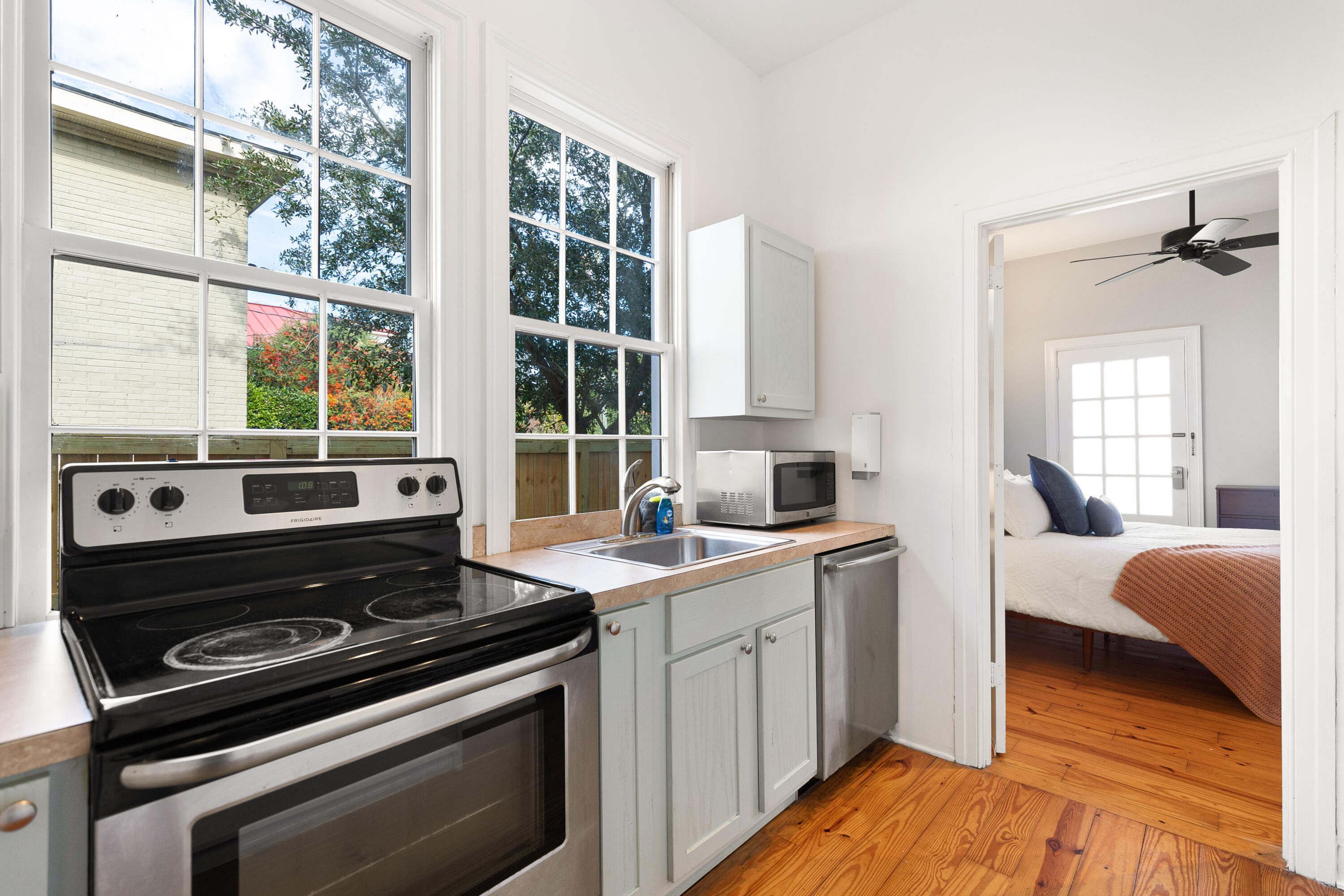 515 Rutledge Avenue Charleston, SC 29403 - Photo 28 of 59 515 Rutledge