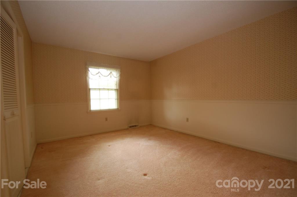 6412 Morehead Road Harrisburg, NC 28075 - Photo 11 of 16 Gallery Image 11