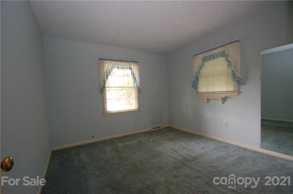 6412 Morehead Road Harrisburg, NC 28075 - Photo 12 of 16 Gallery Image 12