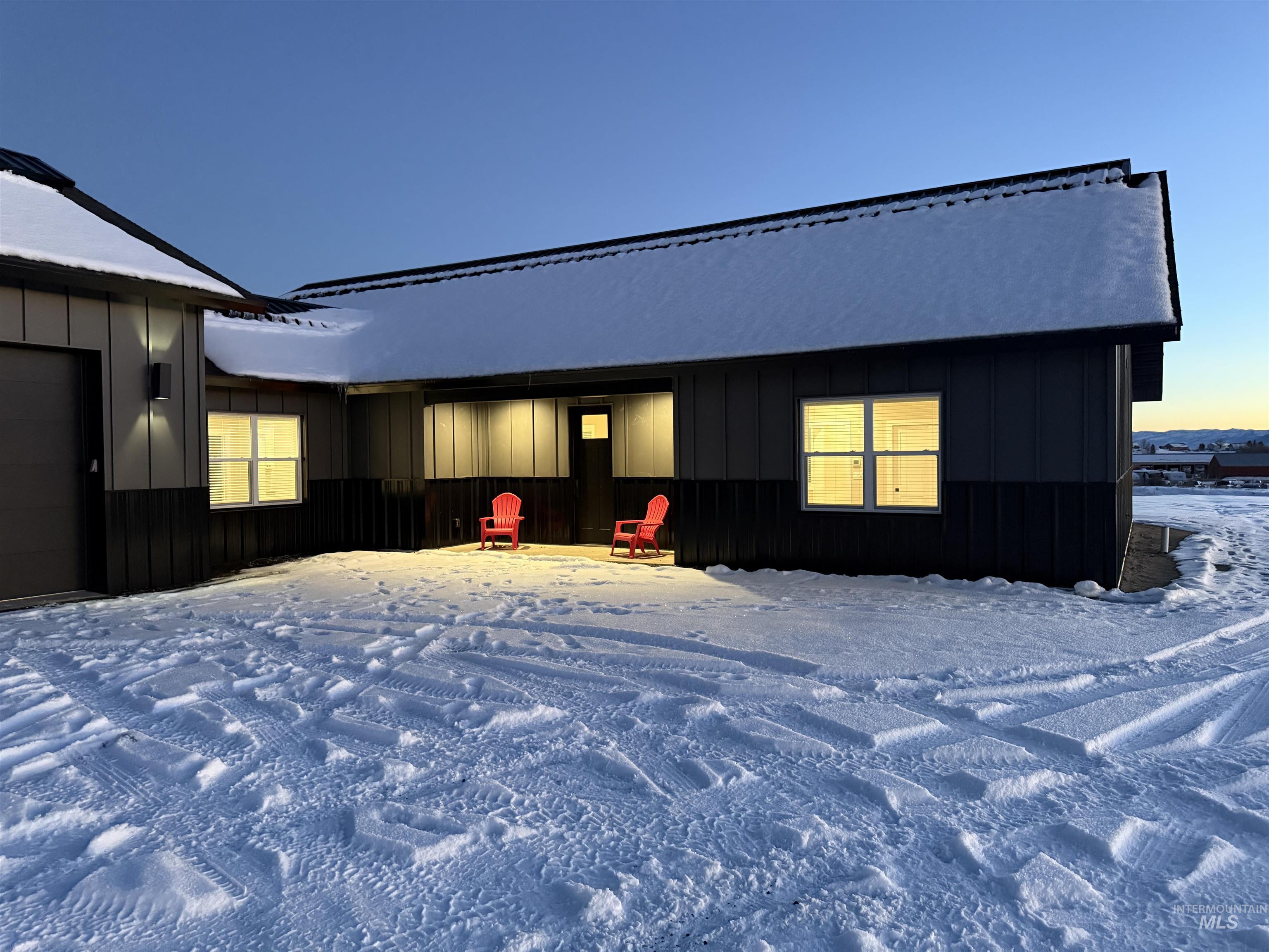 14059 Mulberry McCall, ID 83638 - Photo 3 of 32