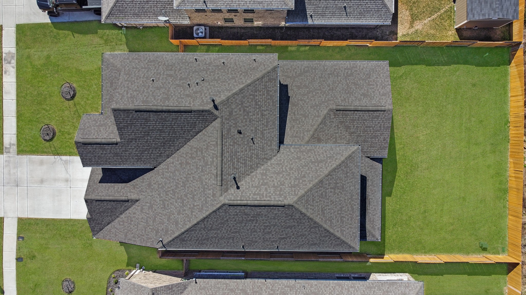 8 Palmero Way Manvel, TX 77578 - Photo 34 of 34 a aerial view of a house with a yard