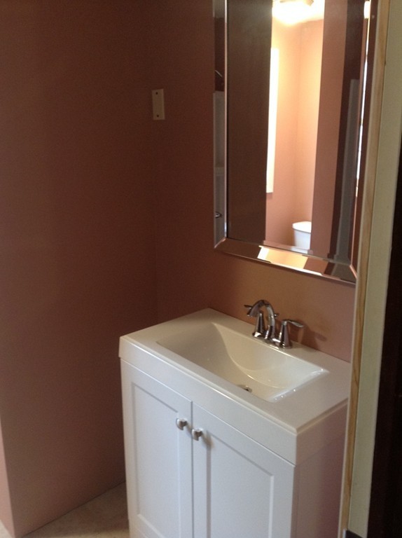 116 Peekskill Avenue Springfield, MA 01129 - Photo 11 of 19