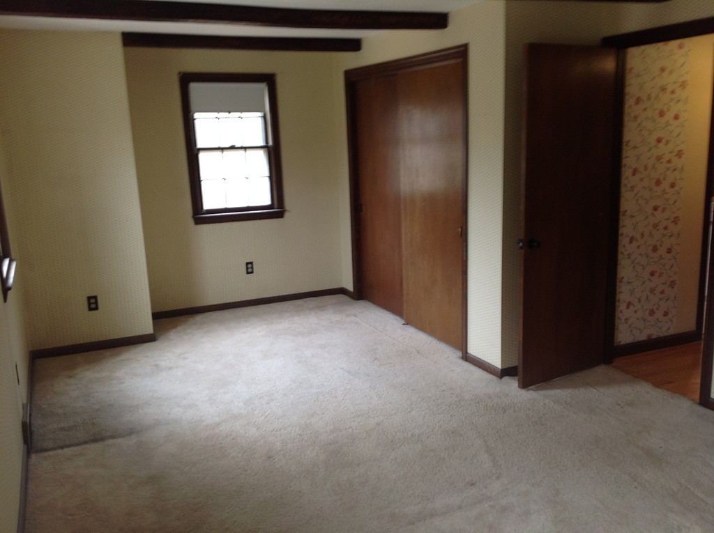 116 Peekskill Avenue Springfield, MA 01129 - Photo 9 of 19