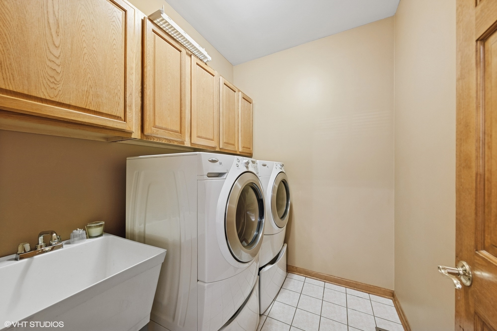 2631 Saltmeadow Road Naperville, IL 60564 - Photo 11 of 33