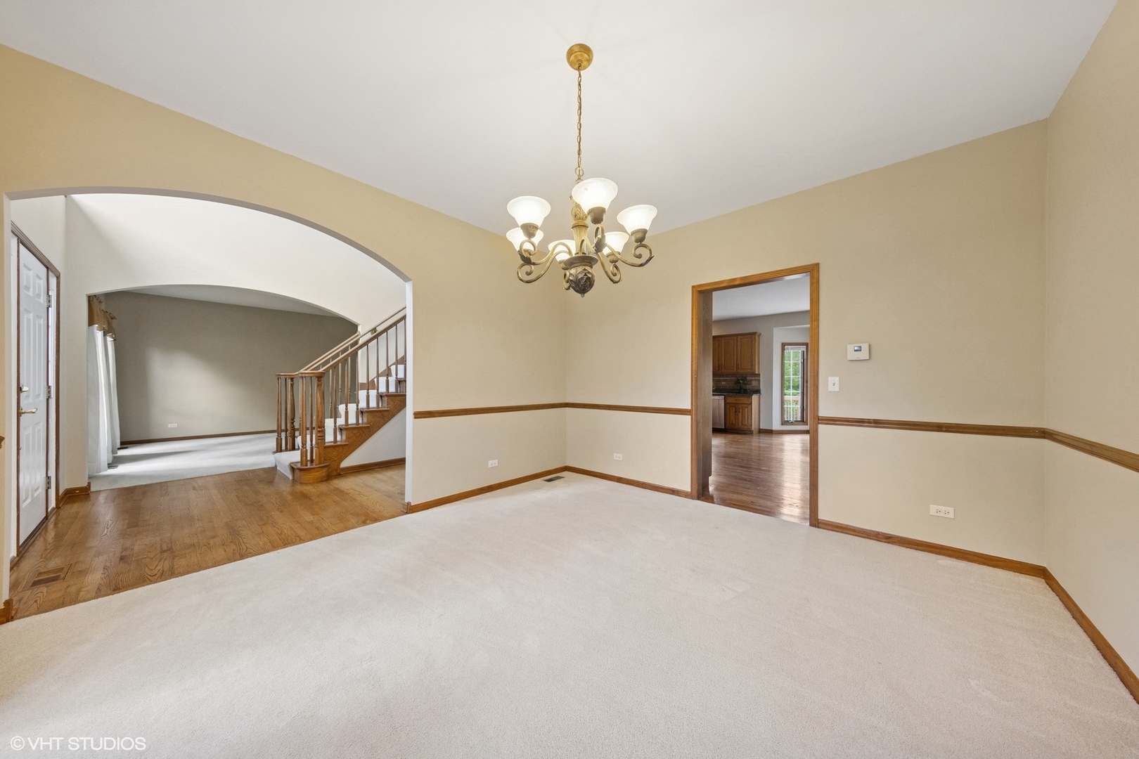 2631 Saltmeadow Road Naperville, IL 60564 - Photo 8 of 33