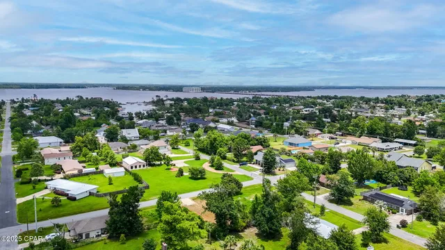 $65,000 | 805 West 6th Street, Lynn Haven, FL 32444