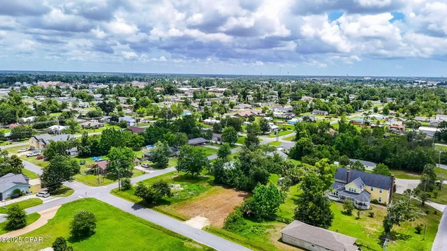 $65,000 | 805 West 6th Street, Lynn Haven, FL 32444