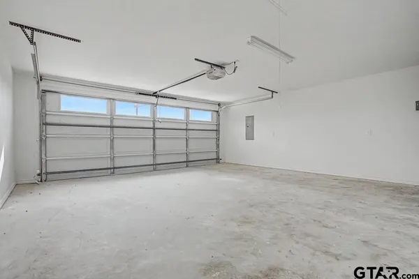 a view of a garage