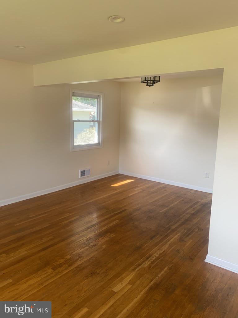 6215 Auth Road Suitland, MD 20746 - Photo 14 of 26