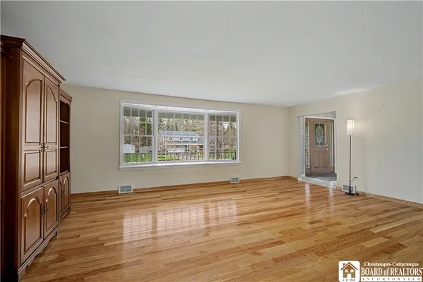 $459,900 | 32 University Park, Pomfret, NY 14063