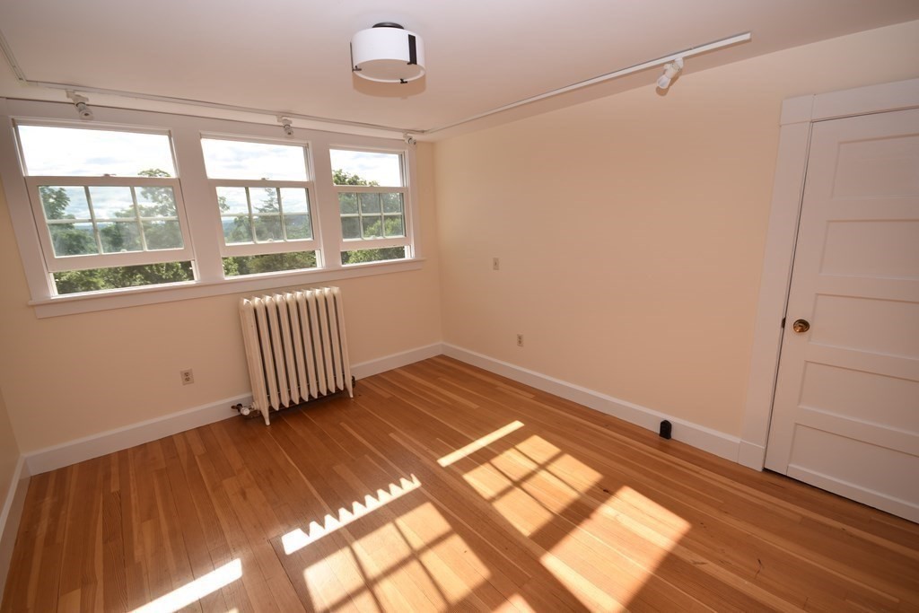 58 Sunset Avenue Amherst, MA 01002 - Photo 30 of 41 Gallery Image 30