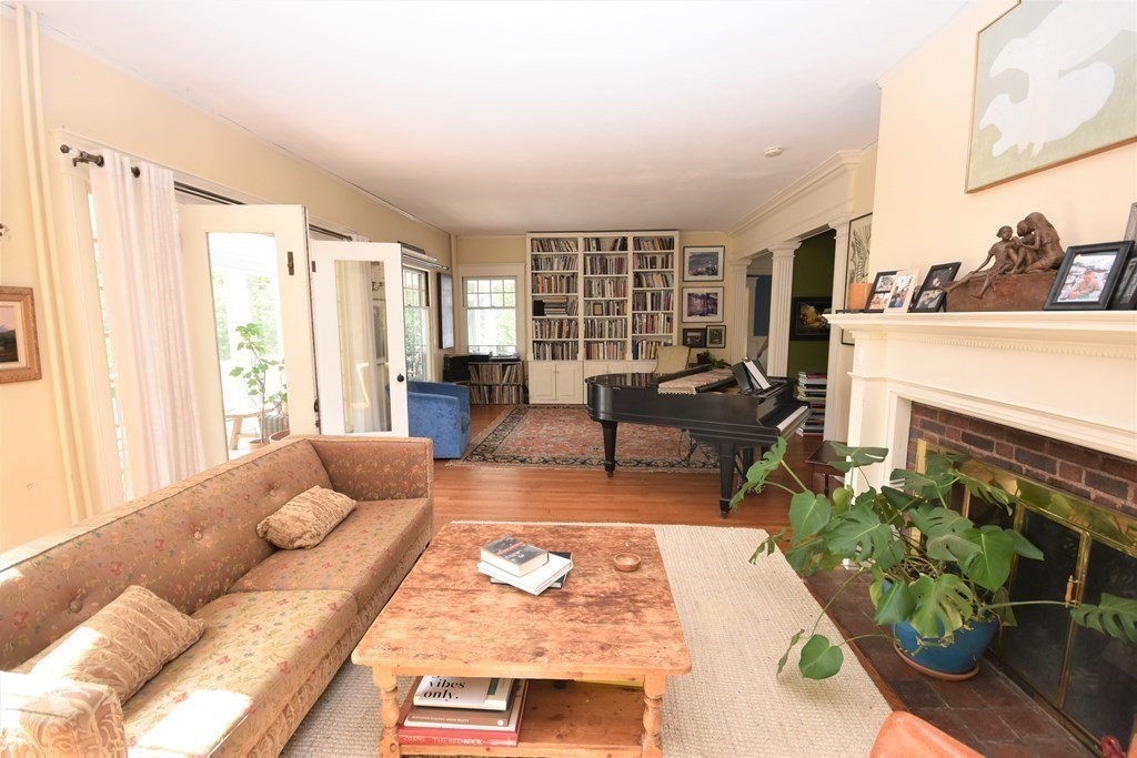 58 Sunset Avenue Amherst, MA 01002 - Photo 10 of 41 Gallery Image 10