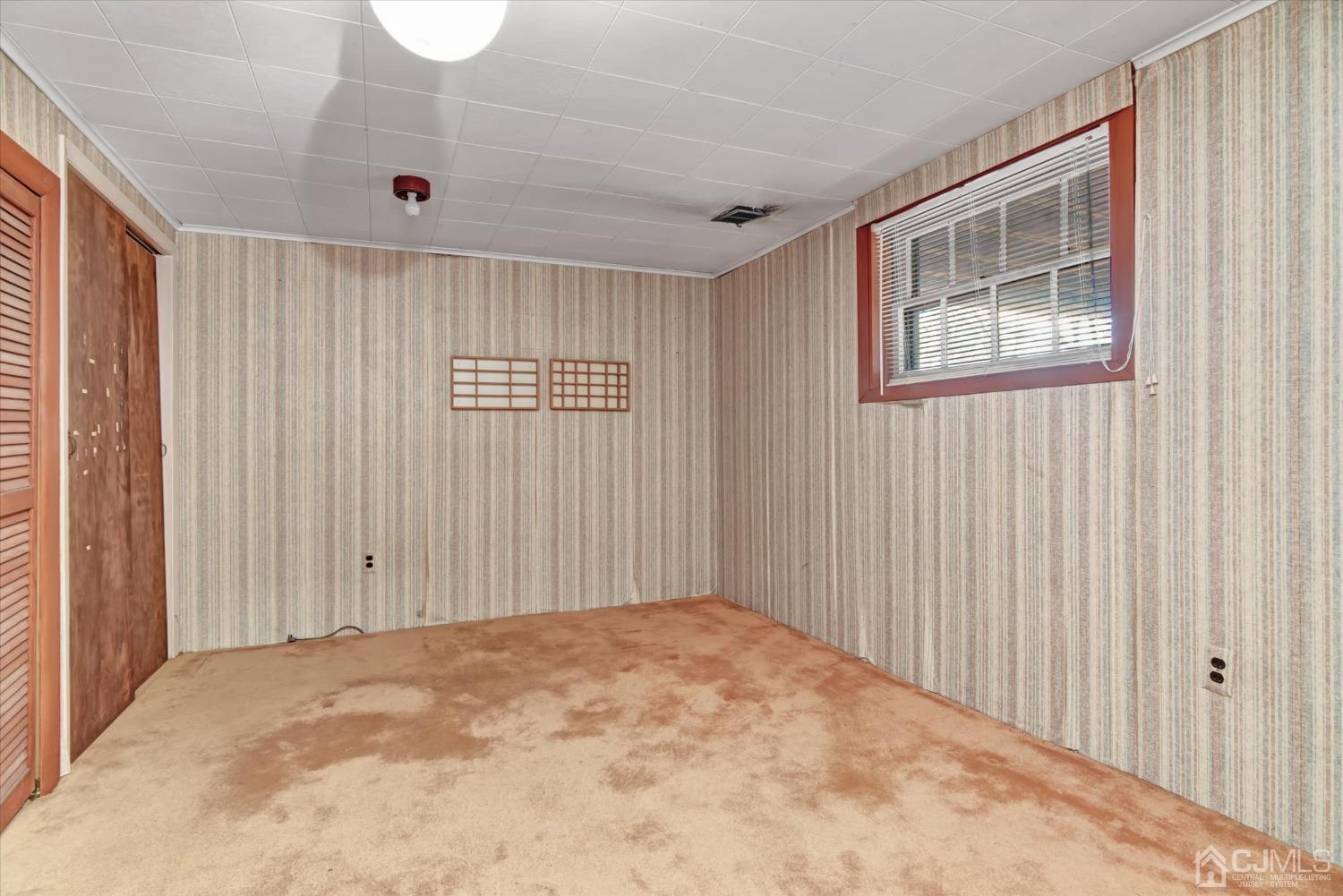 14 Kevin Road East Brunswick, NJ 08816 - Photo 17 of 23 Gallery Image 17