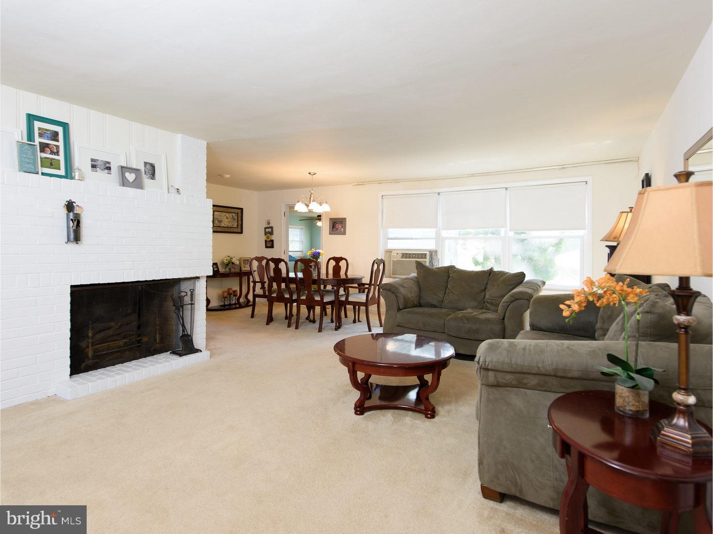 510 West Heather Road Oreland, PA 19075 - Photo 2 of 19 Gallery Image 2