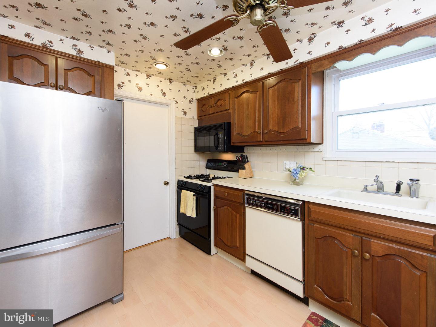 510 West Heather Road Oreland, PA 19075 - Photo 12 of 19 Gallery Image 12