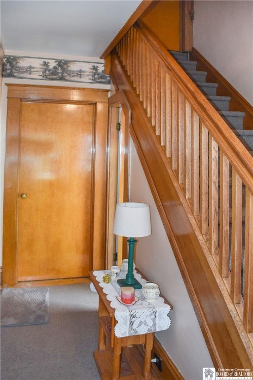 79 Pershing Avenue Jamestown, NY 14701 - Photo 6 of 31 Hallway To The First Floor Appartment