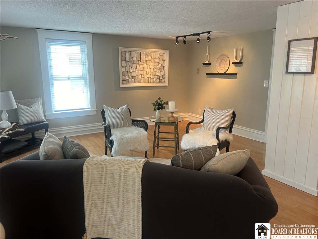 79 Pershing Avenue Jamestown, NY 14701 - Photo 7 of 31 2nd fl living room