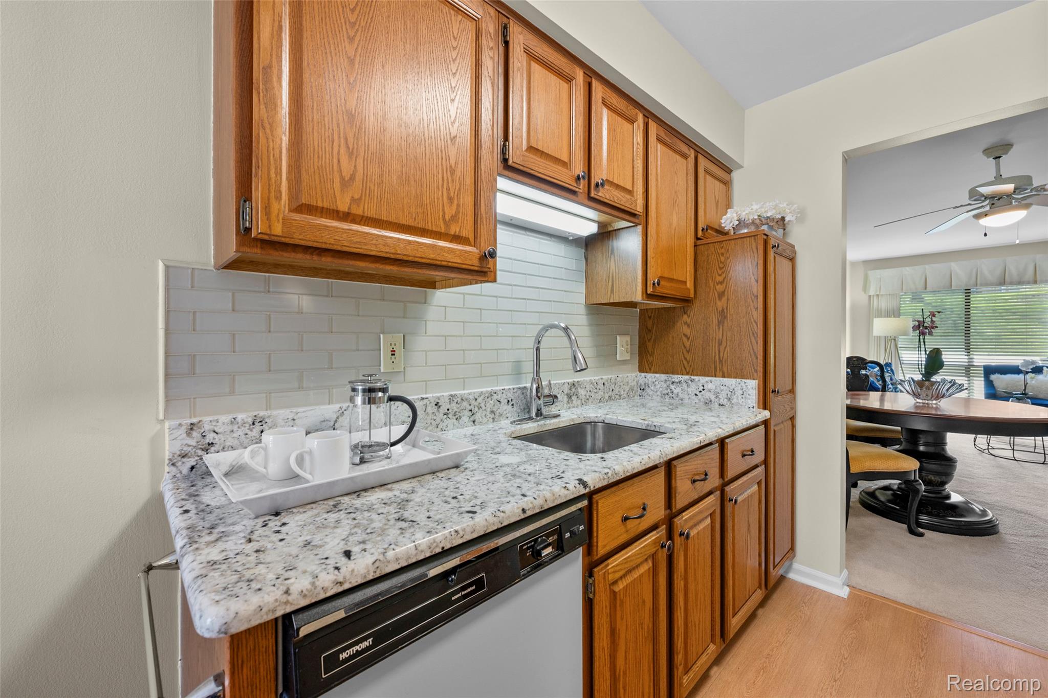985 Wexford Way, Unit 34 Rochester, MI 48307 - Photo 14 of 31 985 Wexford Way_16.jpg