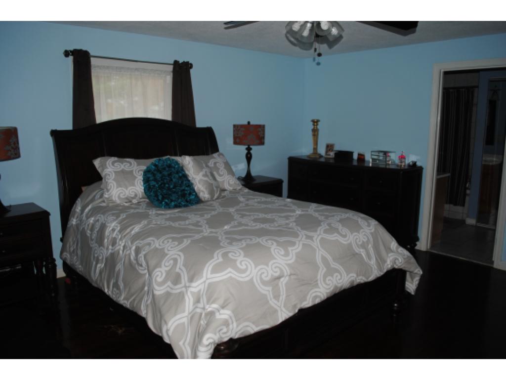 14 Rugby Road Nashua, NH 03063 - Photo 19 of 29 Gallery Image 19