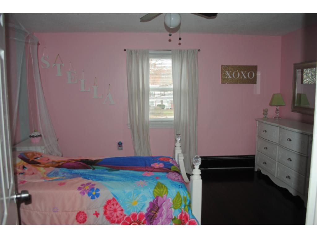 14 Rugby Road Nashua, NH 03063 - Photo 22 of 29 Gallery Image 22