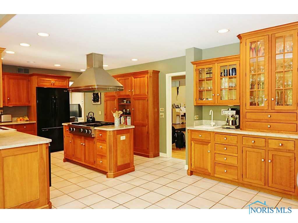 4330 Corey Road Toledo, OH 43623 - Photo 5 of 20 Gallery Image 5