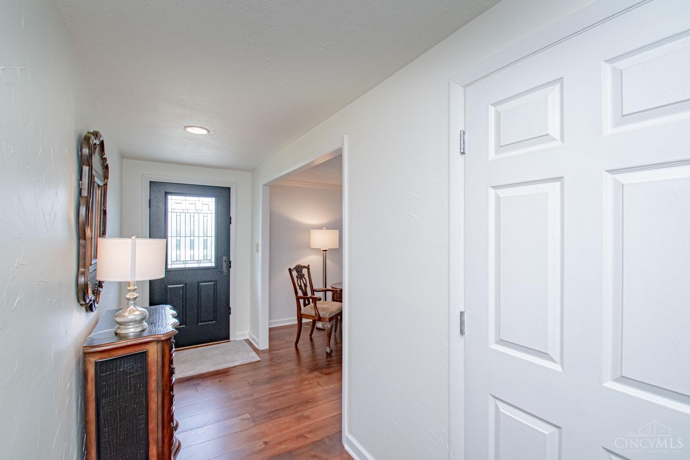 495 West Alex Bell Road Dayton, OH 45459 - Photo 2 of 34 Gallery Image 2