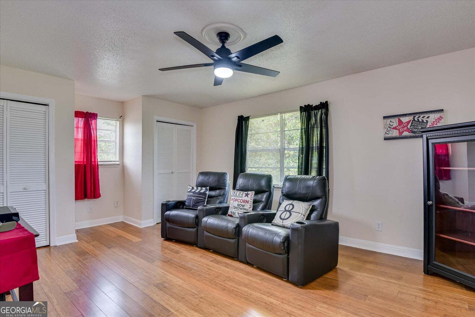 306 Pleasant Home Road Augusta, GA 30907 - Photo 42 of 57 a living room with furniture and a window