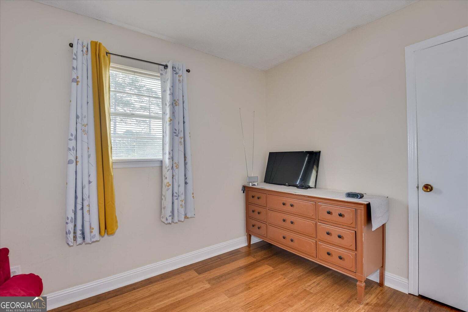 306 Pleasant Home Road Augusta, GA 30907 - Photo 51 of 57 a room with a dresser and a mirror