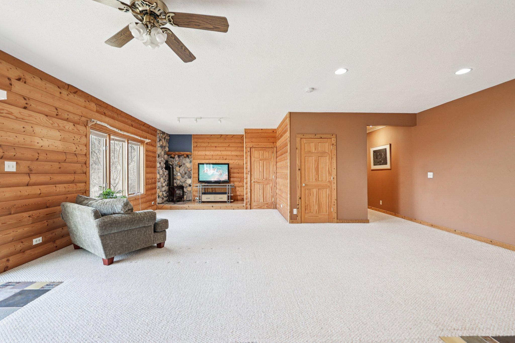 17489 Pleasant Valley Road Shafer, MN 55074 - Photo 32 of 73