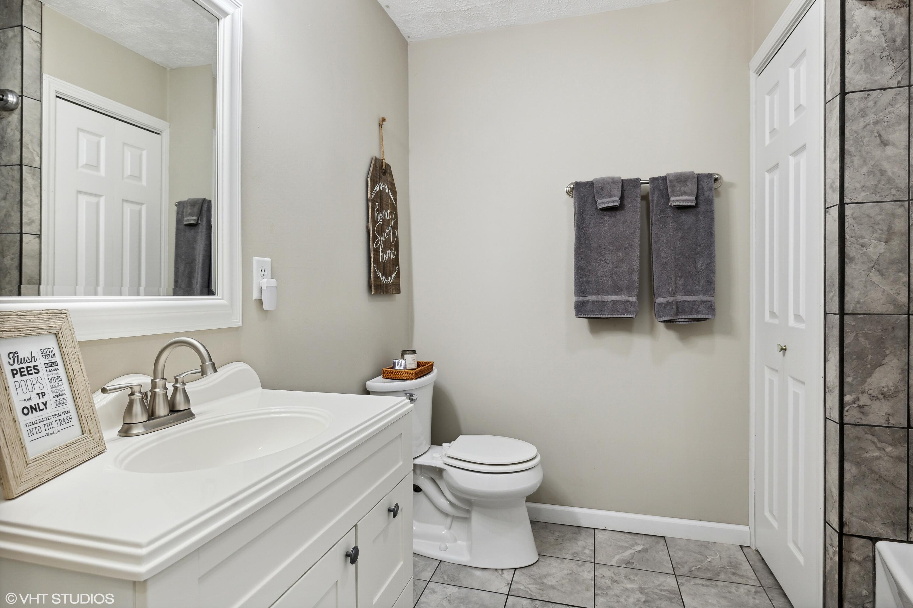 4574 Hanover Road Sawyer, MI 49125 - Photo 17 of 33 17_4574Hanoverrd_9_2ndBathroom_HiRes