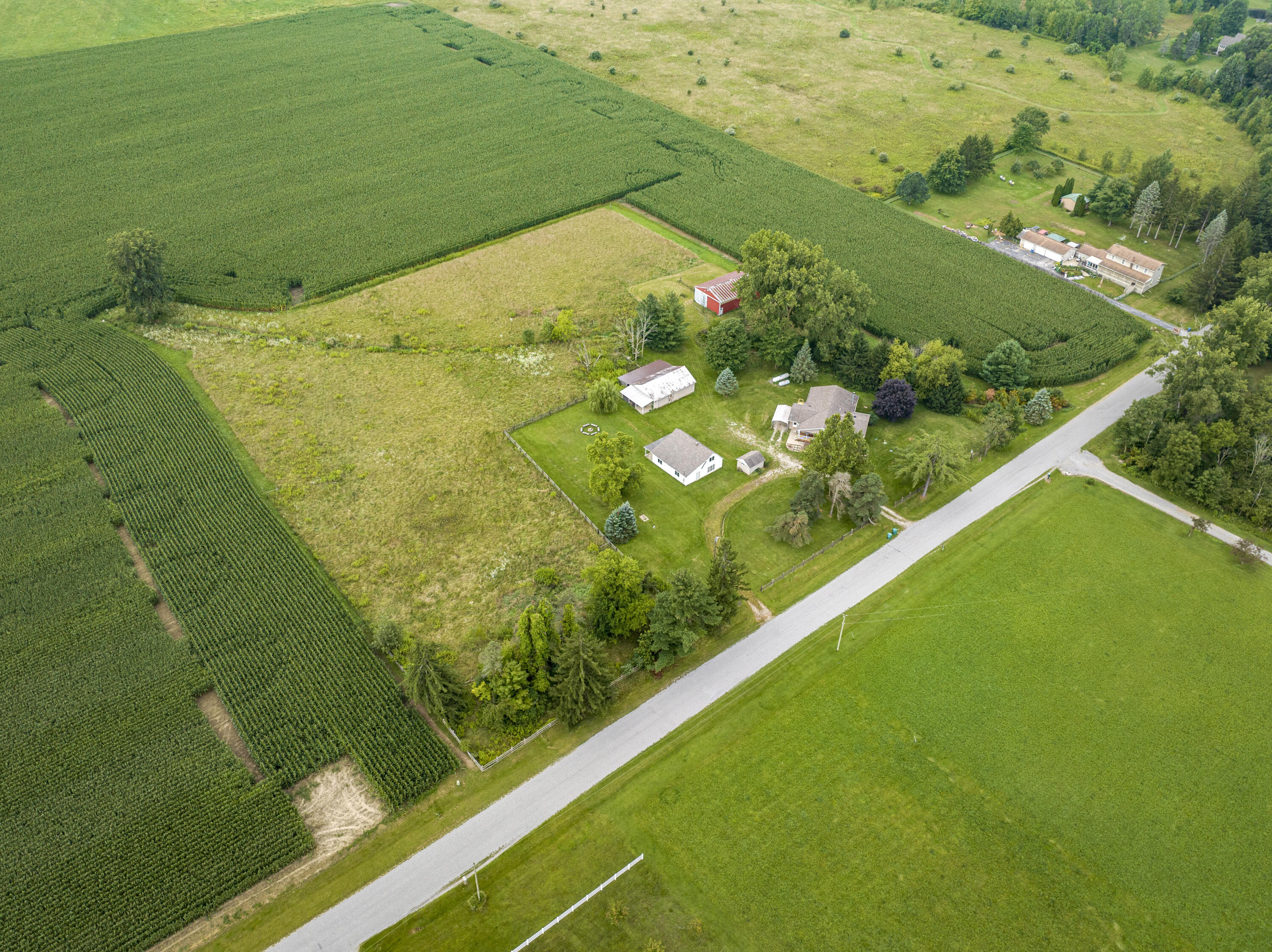 4574 Hanover Road Sawyer, MI 49125 - Photo 25 of 33 DJI_0364