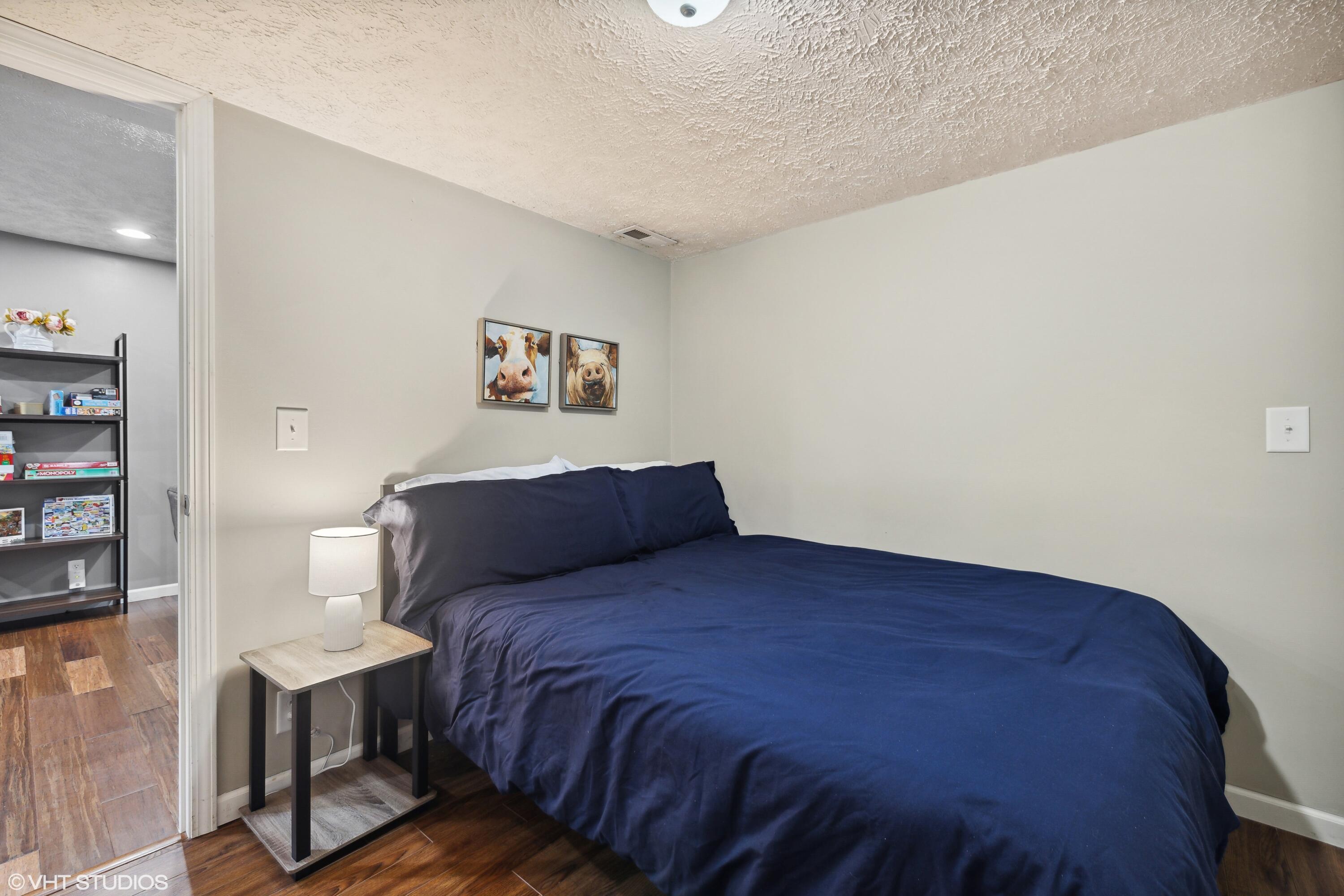 4574 Hanover Road Sawyer, MI 49125 - Photo 10 of 33 10_4574Hanoverrd_156001_BonusRoom_HiRes
