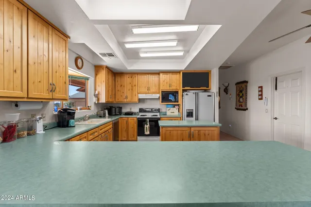 $725,000 | 22900 West Hylton Street, Congress, AZ 85332