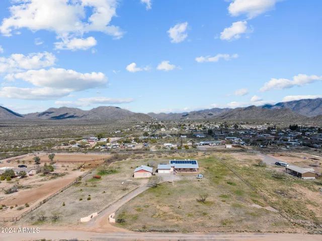 $725,000 | 22900 West Hylton Street, Congress, AZ 85332