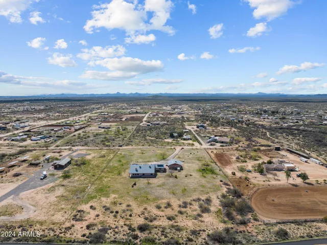 $725,000 | 22900 West Hylton Street, Congress, AZ 85332
